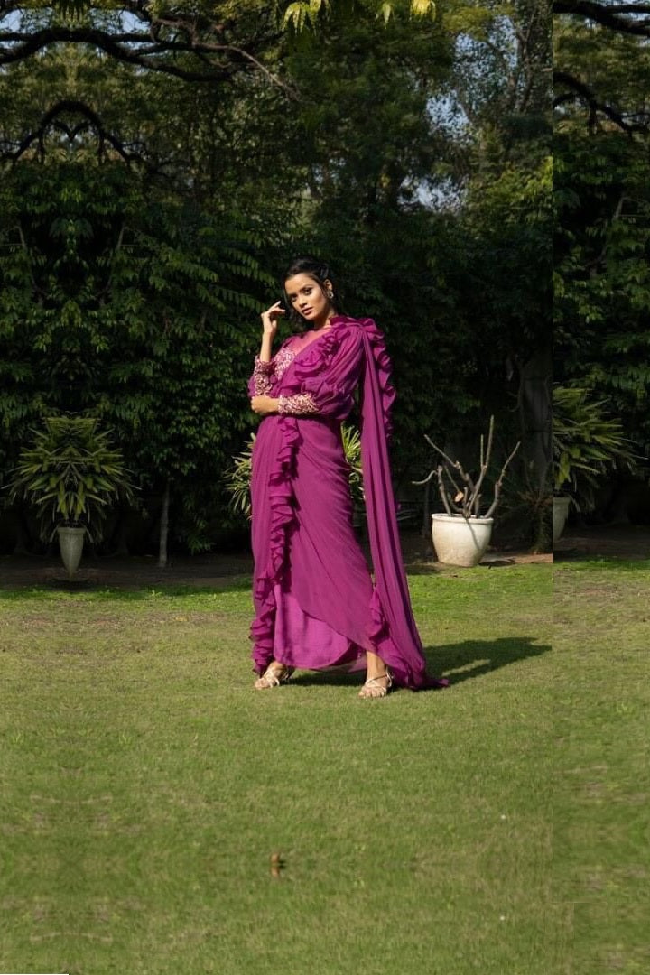 FUCHSIA ONESIE RUFFLED DRAPE SAREE